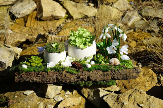 Jarní dekorace na kůře