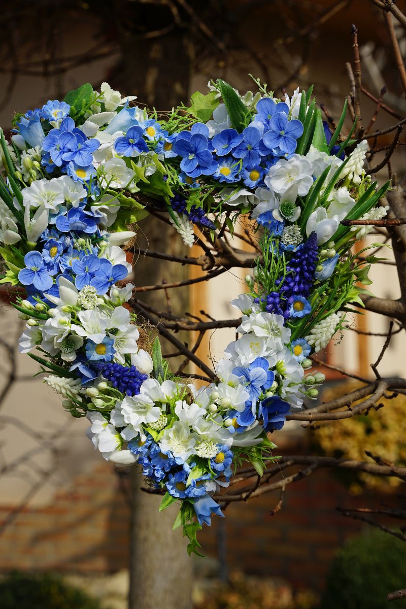 Jarní srdce v modré, bílé a zelené