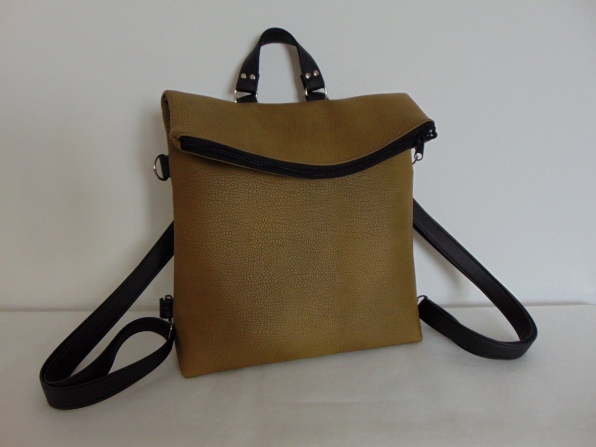 CARMEN č. 6 kabelko- batoh