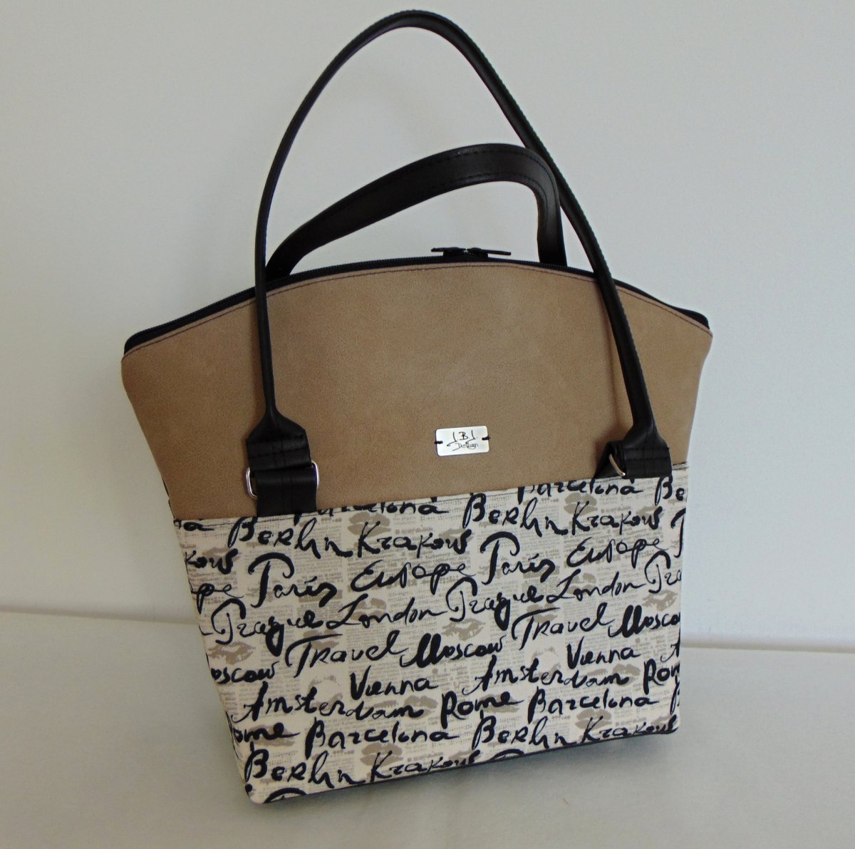 Kabelka VIOLA č. 17