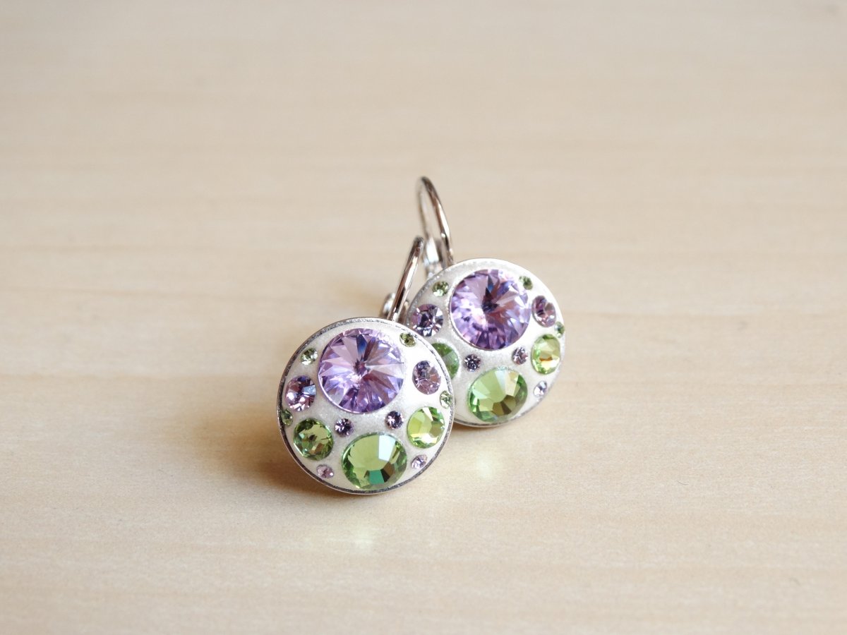 Malé fialovo-zelené náušnice 12mm