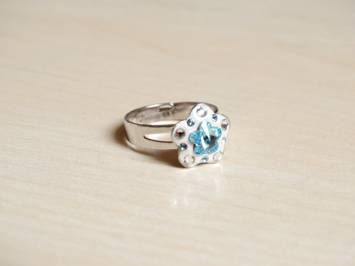 Dětský prstýnek Modrá kytička