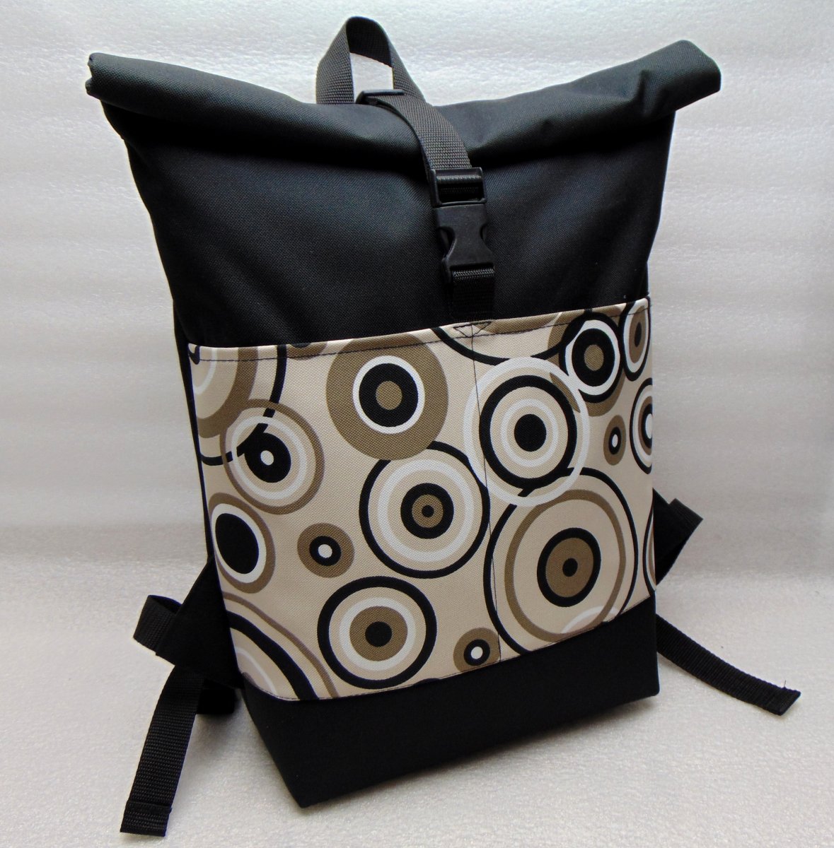 Rolovací batoh č. 28