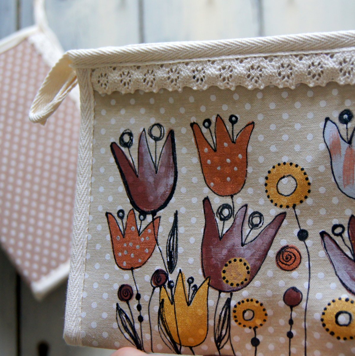 Malovaná kosmetická taštička na zip