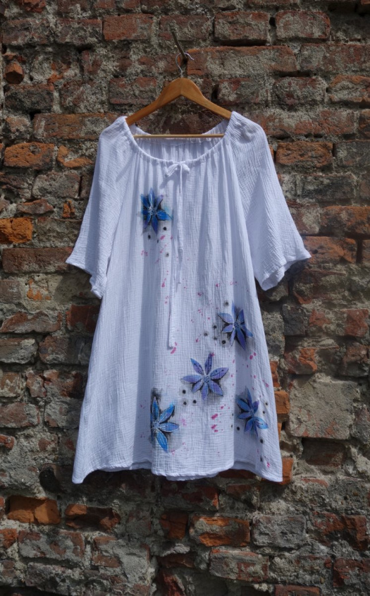 Halenka s květy 2XL- 3XL