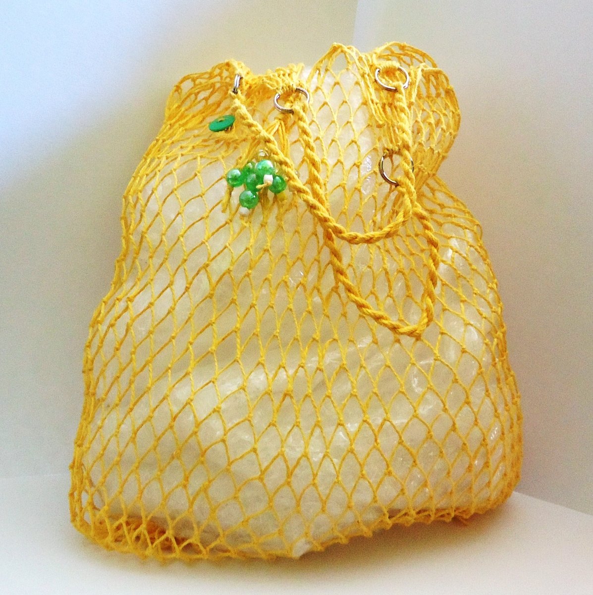 Síťovka lněná žlutá s perličkami