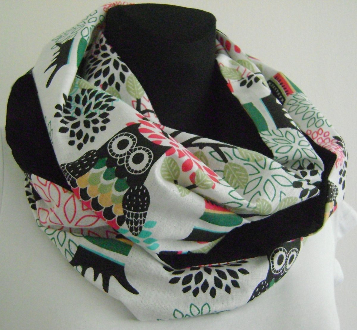 nekonečná šála Sovičky v lese