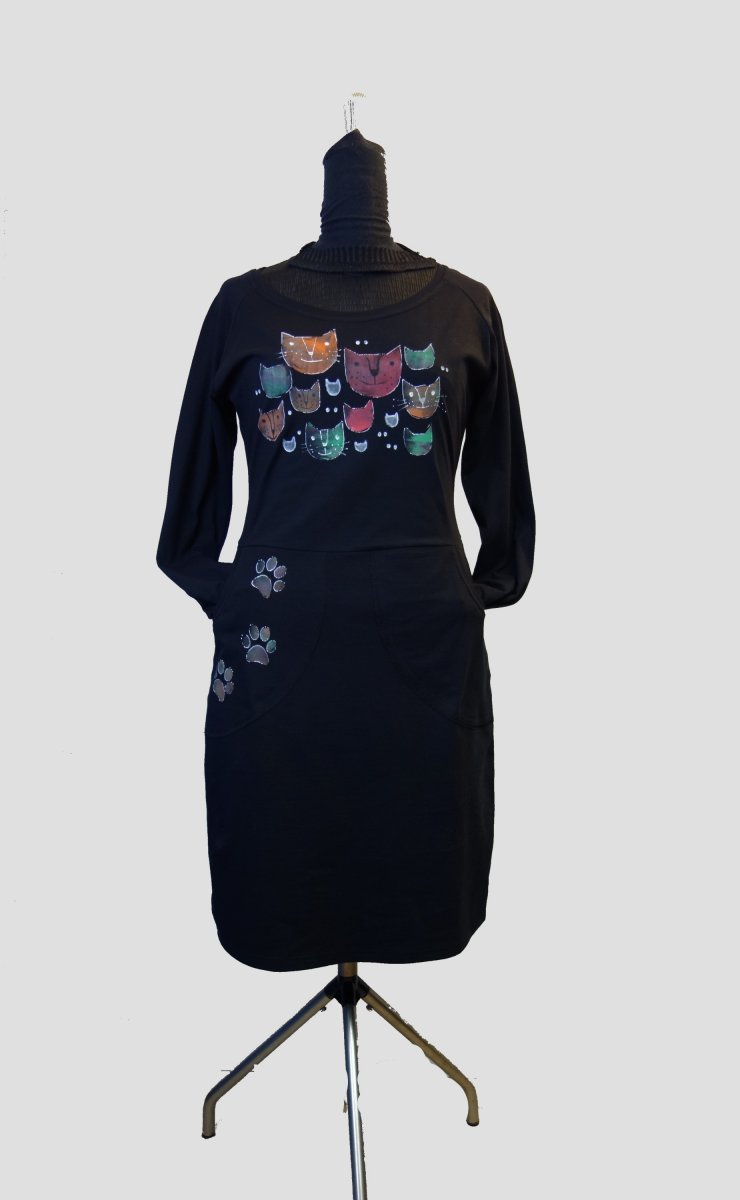 Šaty..kočky v černé