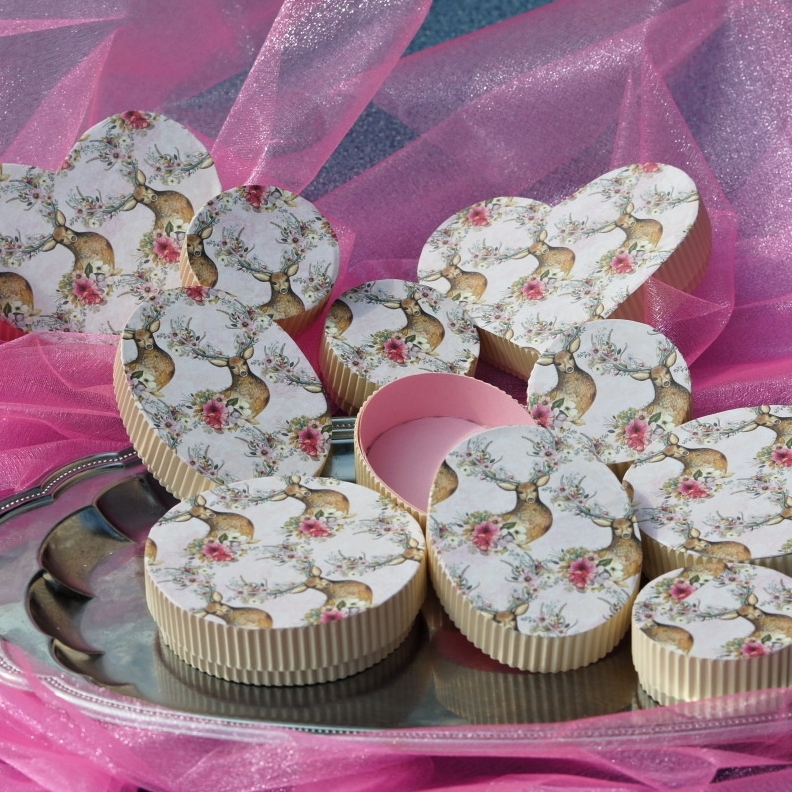 Dárkové a svatební krabičky s jelínky pro štěstí