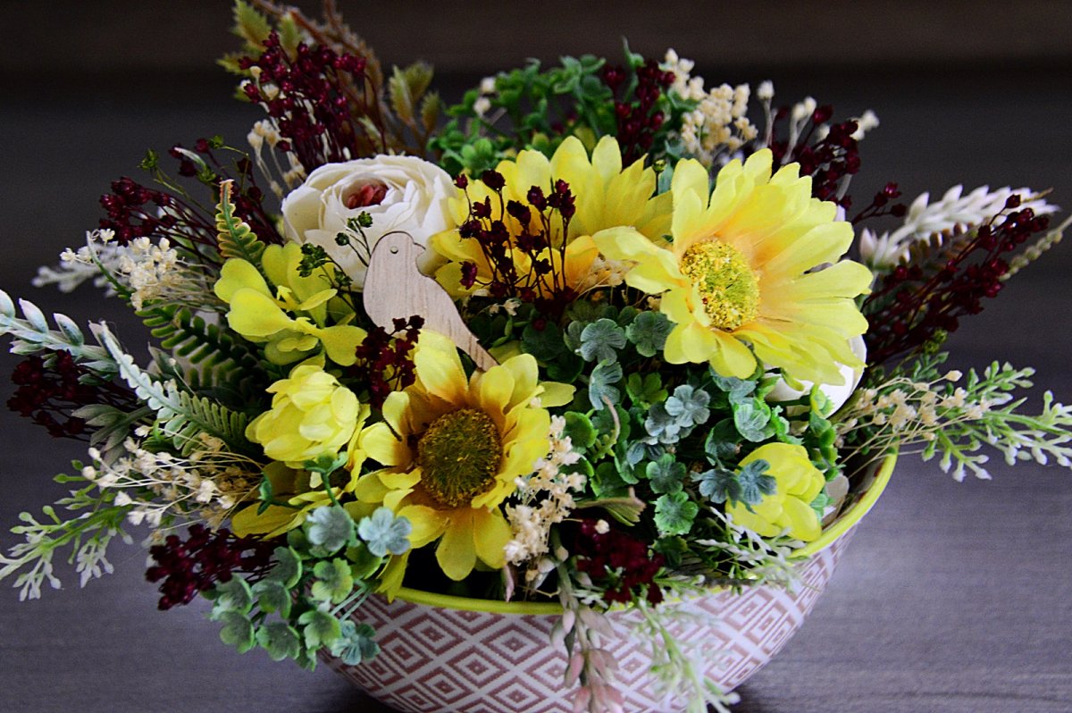 mini hortenzie s mini ptáčkem :)