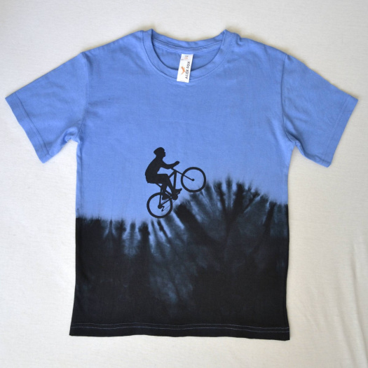 Modro-černé dětské tričko s cyklistou (vel. 134) 11795508