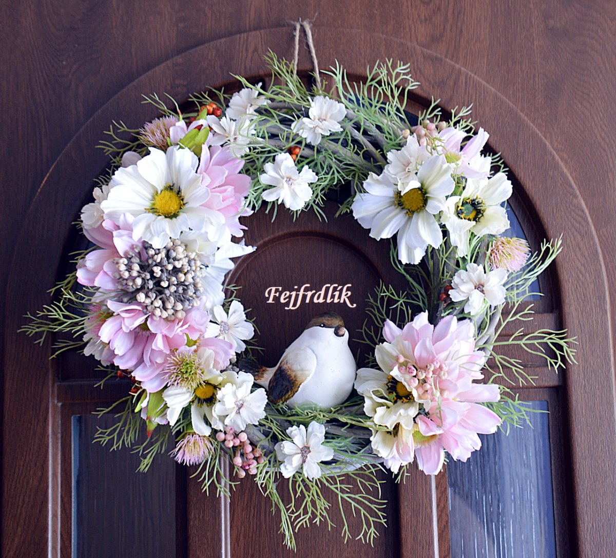 krásný den s věncem na dveřích ;-)