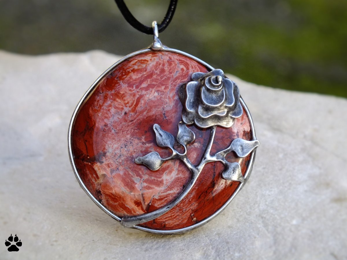 Růžička -jaspis brekcie