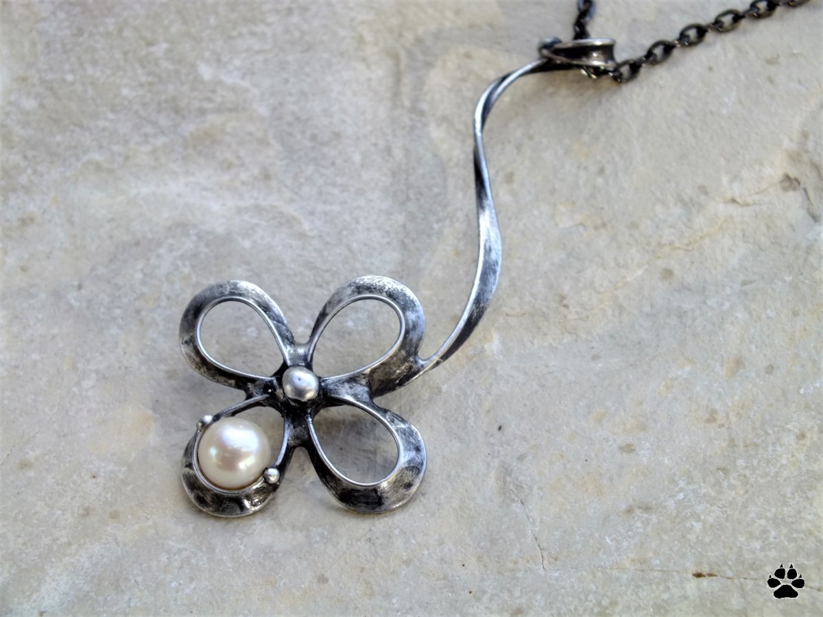 Čtyřlístek s říční perlou