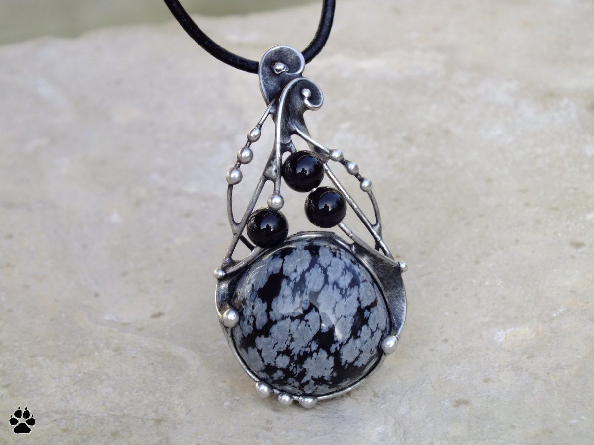 Černobílý svět - obsidián vločkový