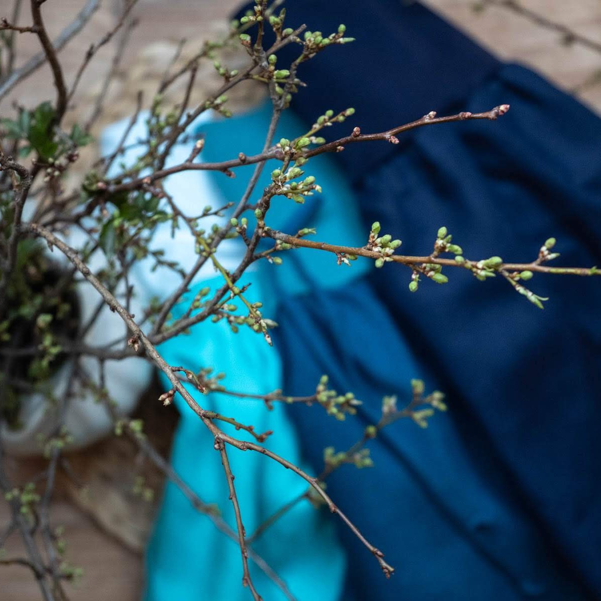 Navy - modrá lněná sukně