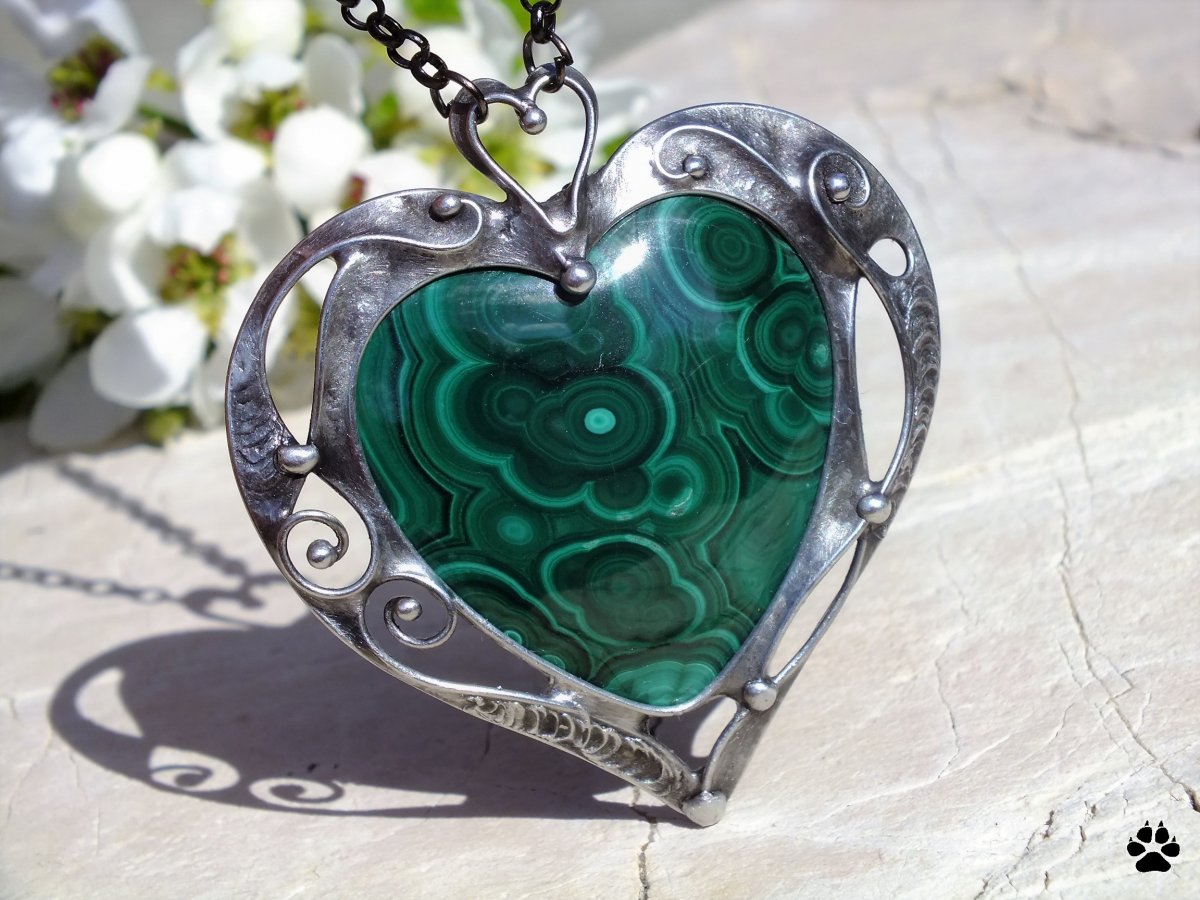 Velké malachitové srdce-cínovaný náhrdelník