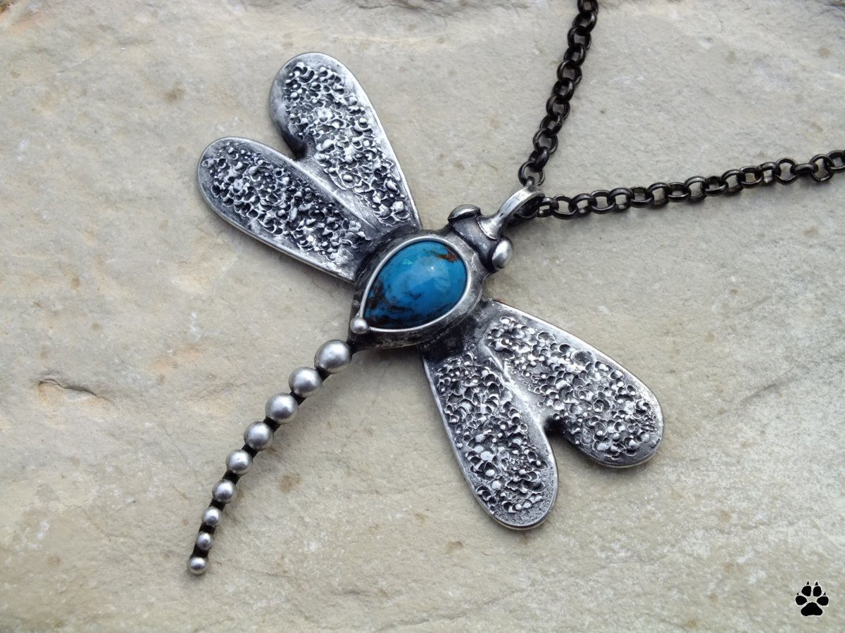 Vážka - náhrdelník s chryzokolem