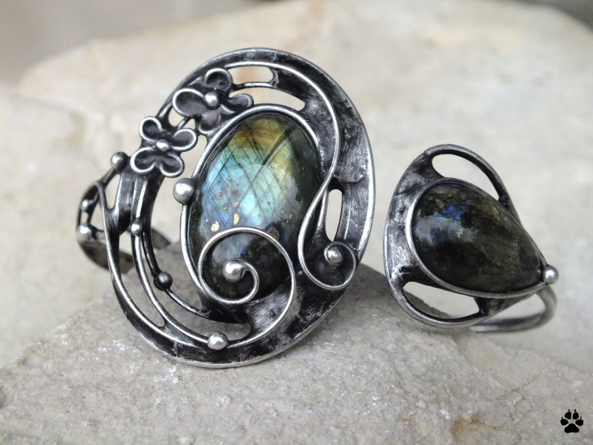 Náramek se dvěma labradority