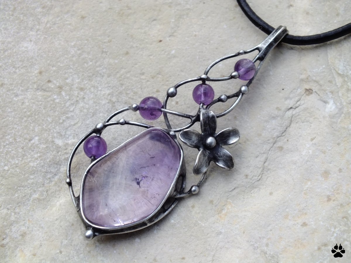 Popínavé kvítí - náhrdelník s ametrínem