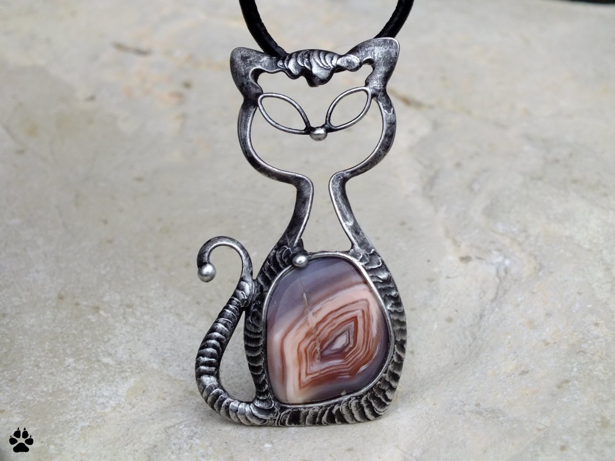 Kočička Bella - náhrdelník s růžovým achátem