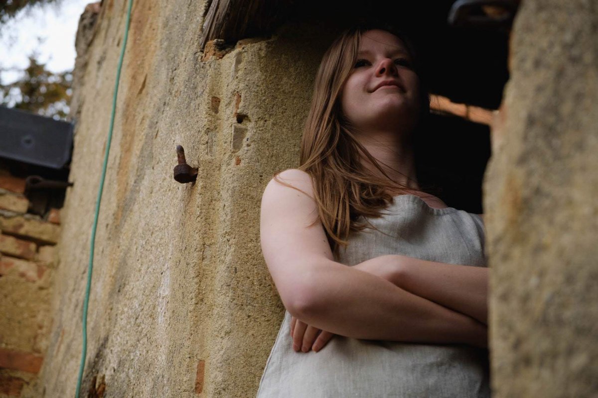 Štěstím zářící - šaty 100% len