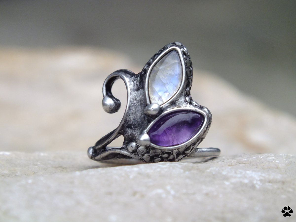 Labuť - měsíční kámen,ametyst
