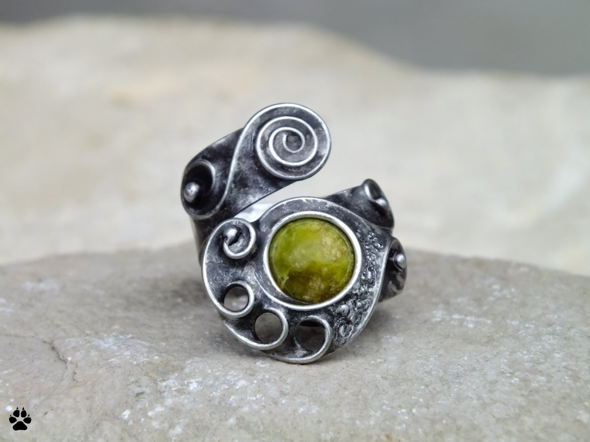 Spirálový - prsten s lizarditem