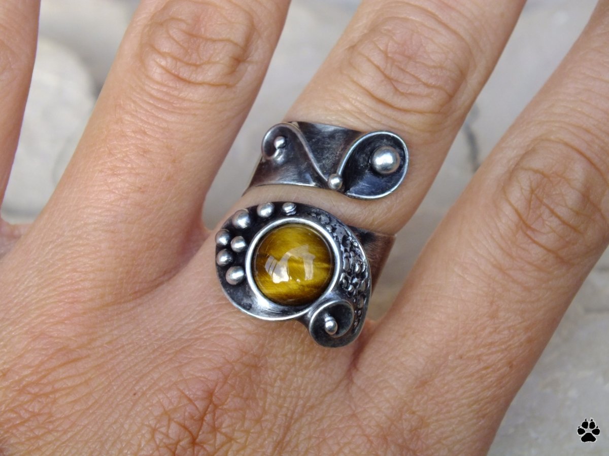 Prsten s tygřím okem