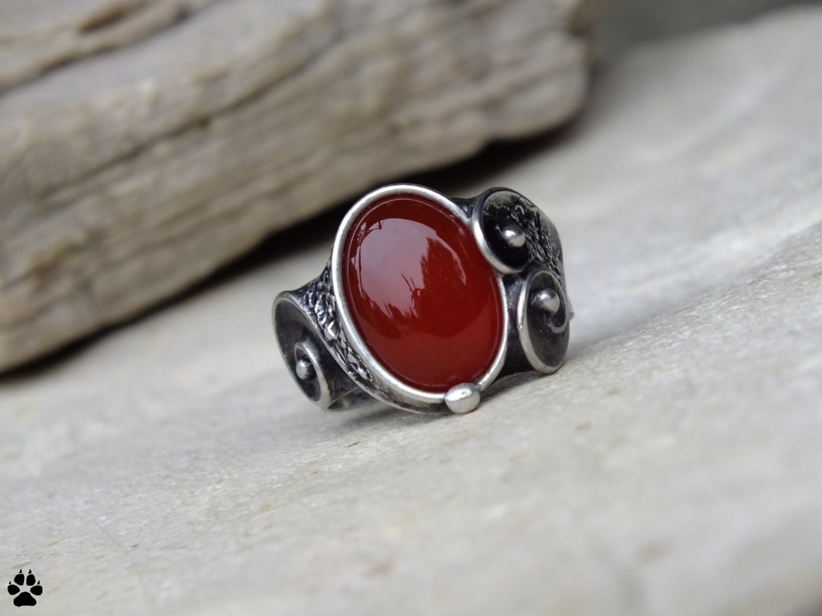 Zaláskovaný - prsten s karneolem