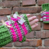 Set čepice a rukavice s mašlí - zářivě růžový