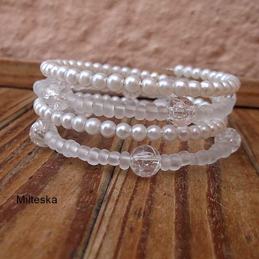 náramek-bílá něha