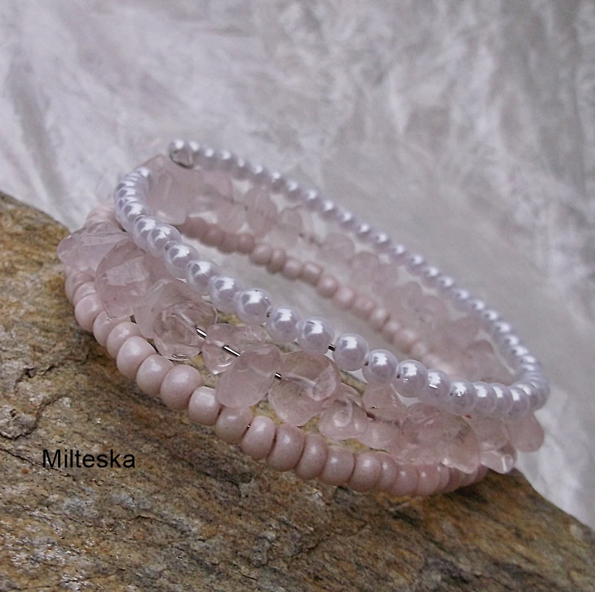 náramek- s růženínem