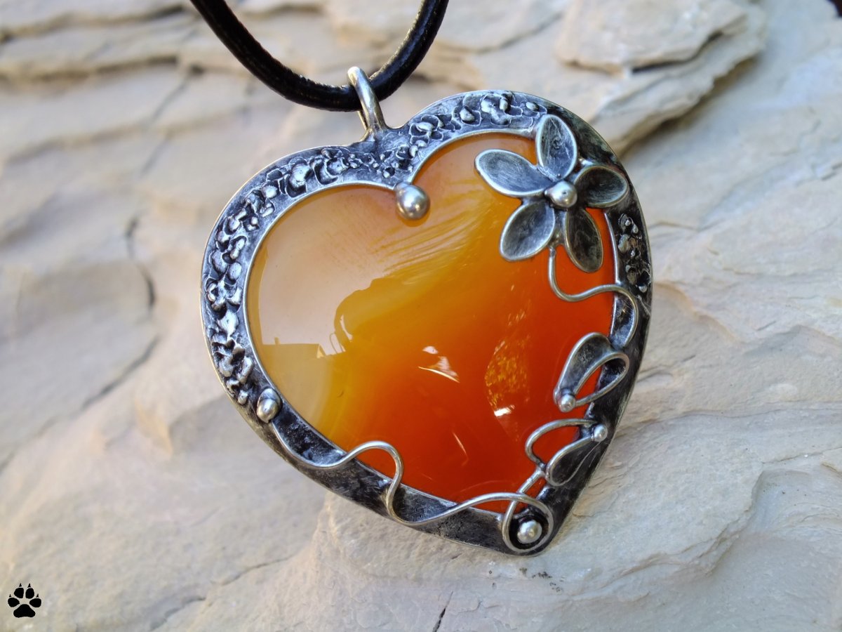 Srdce v barvách podzimu - achát červený