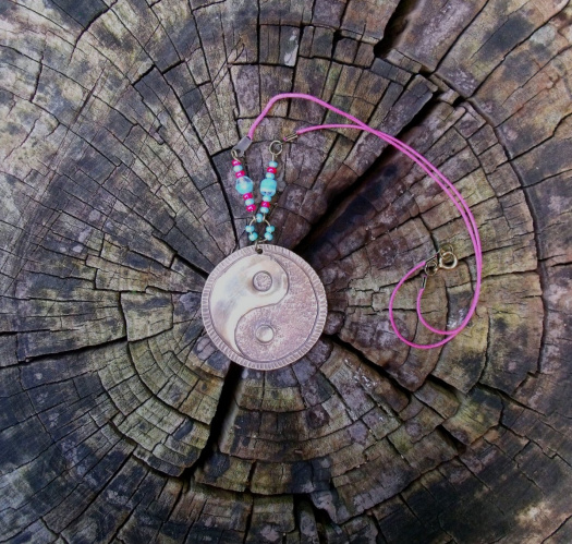 Mosazný přívěsek YIN YANG