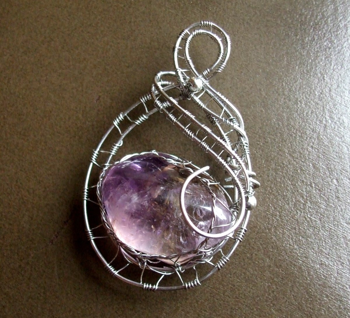 Přívěsek jemný Ametrín.