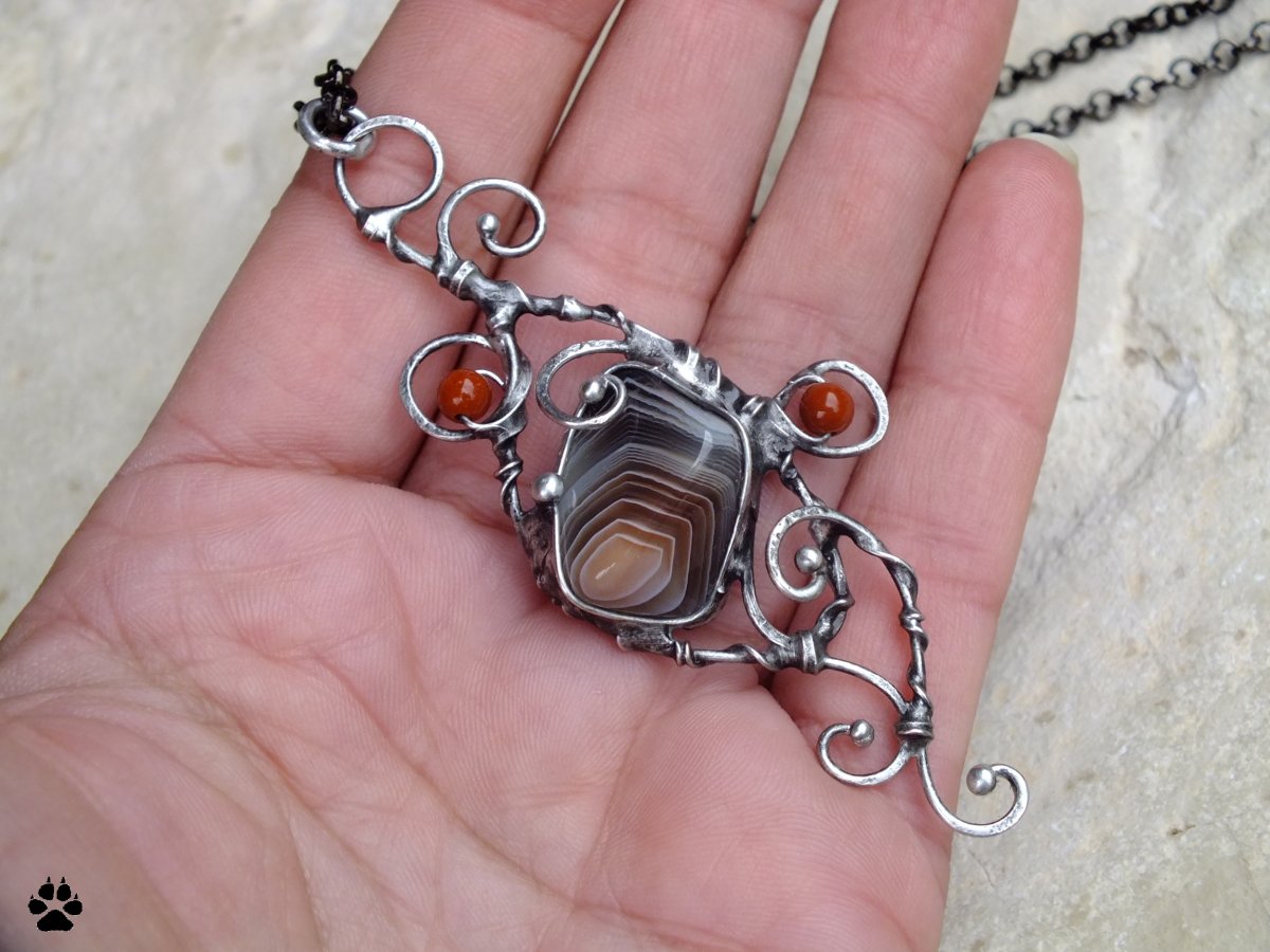 Jemnost - cínovaný náhrdelník s achátem