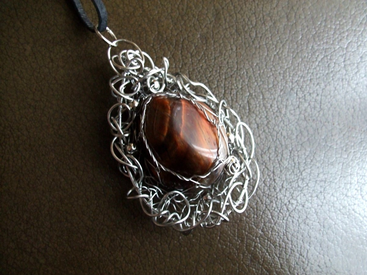 Tygří oko, přívěsek.