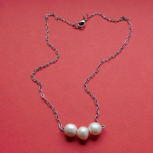 Náhrdelník - tři pravé perličky