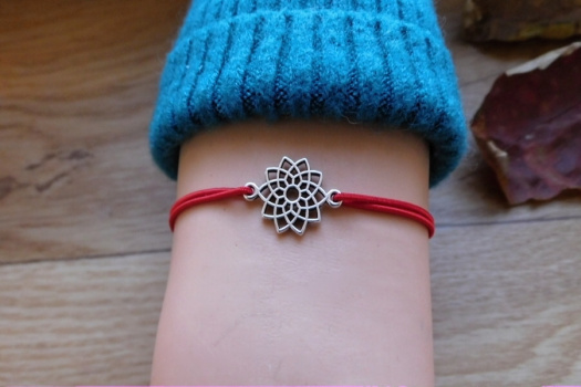 Náramek -Ochranný červený-mandala