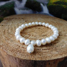 Náramek - *Bílé říční perly.....