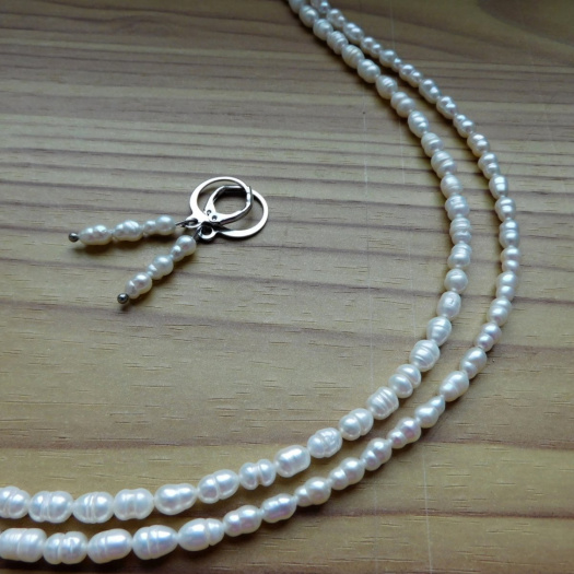 Naušnice z pravých perliček 