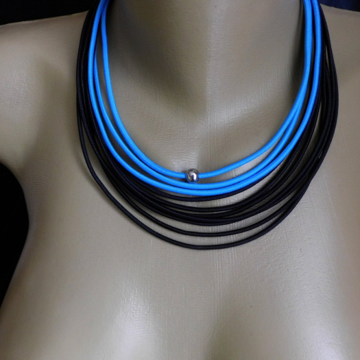 Náhrdelník  - černá a zeĺená