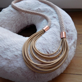 Náhrdelník  přírodní...