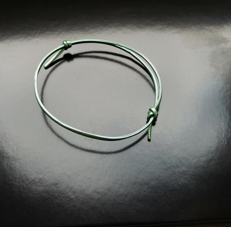 Náramek - eko kůže zelenkavá