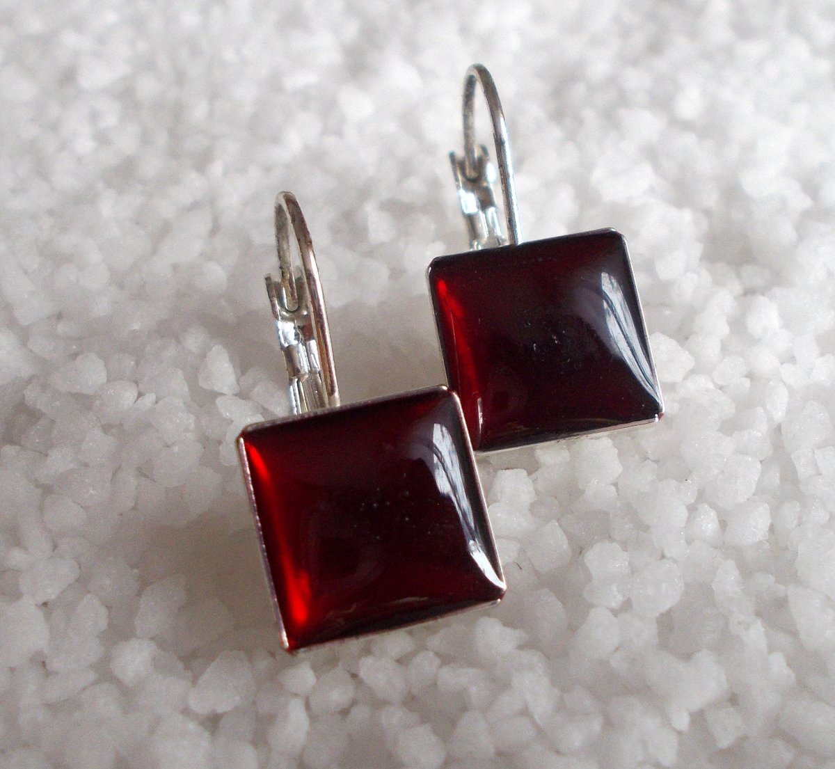 Náušnice z pryskyřice