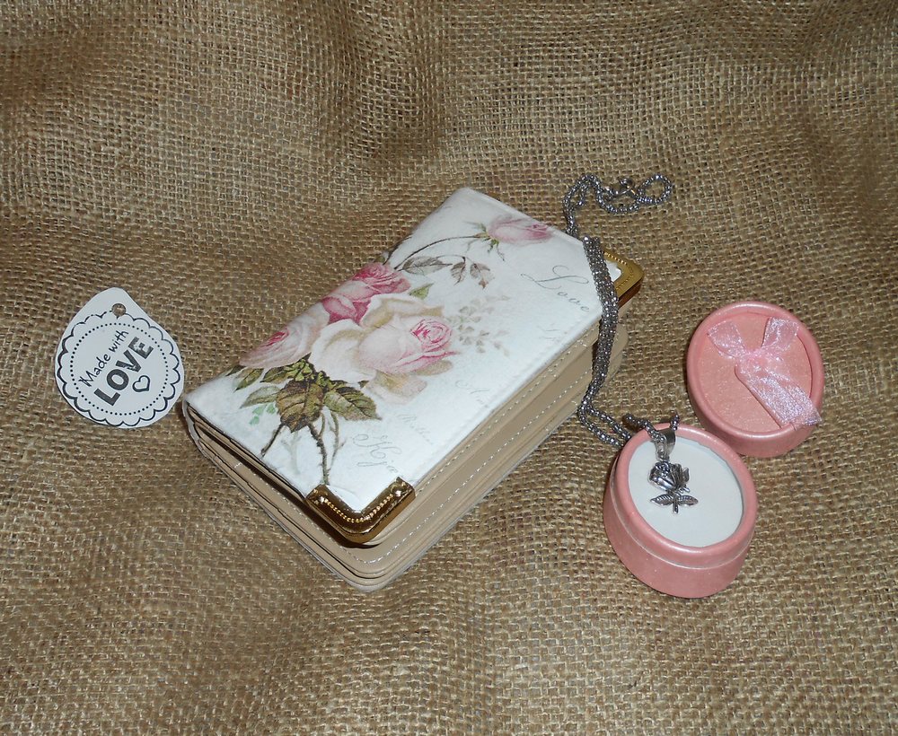  Dárkový set-peněženka + náhrdelník Rose