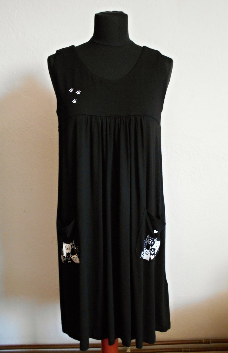 Roztomilé kočičky - šaty s kapsami