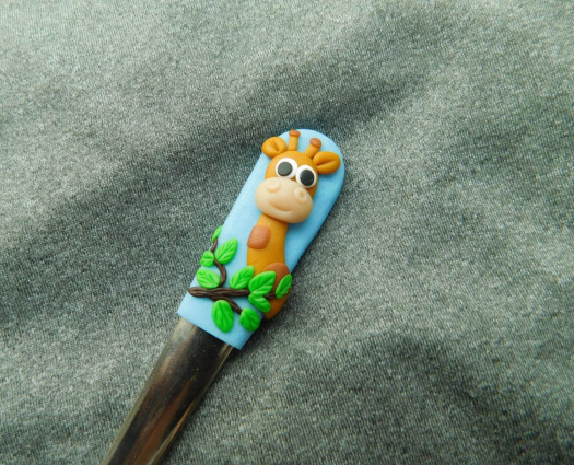 Lžička s žirafou