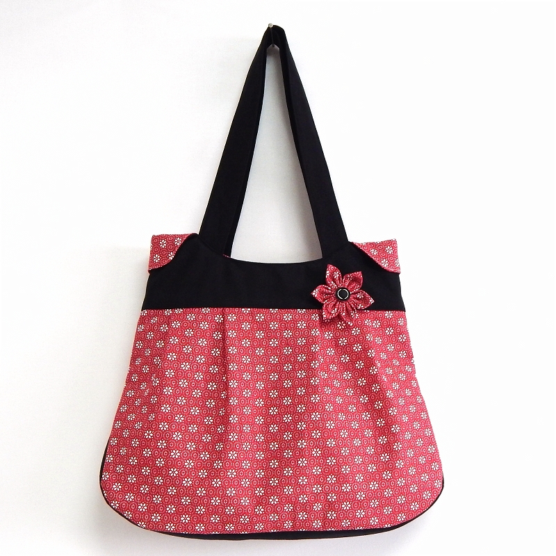 Kabelka červenovínová Marika